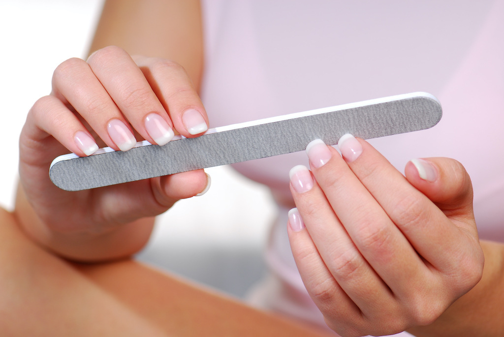 How to fix a broken nail: steps, tips and effective methods