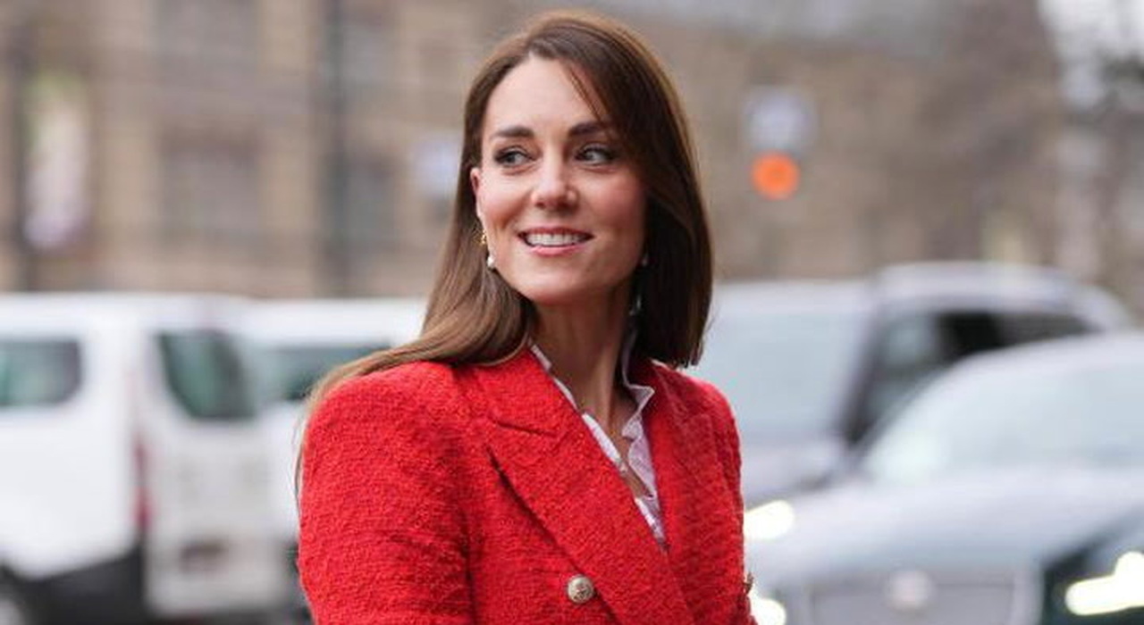 Kate, is there more to the apology?  Here's what the expert revealed