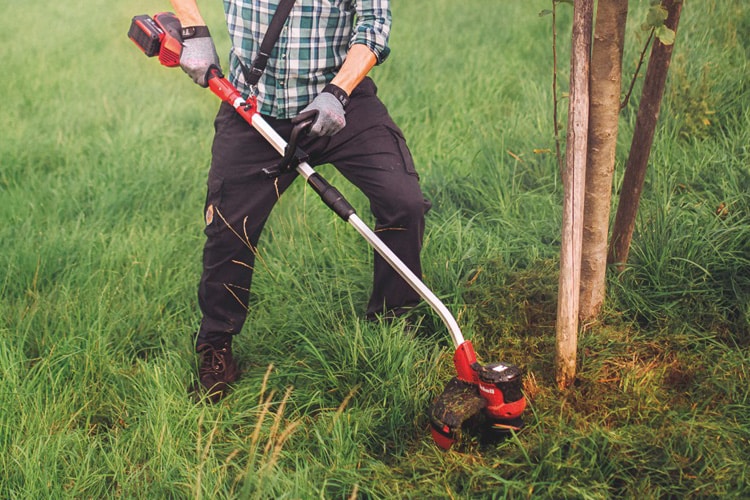 Step-by-step instructions: How to replace the brushcutter line